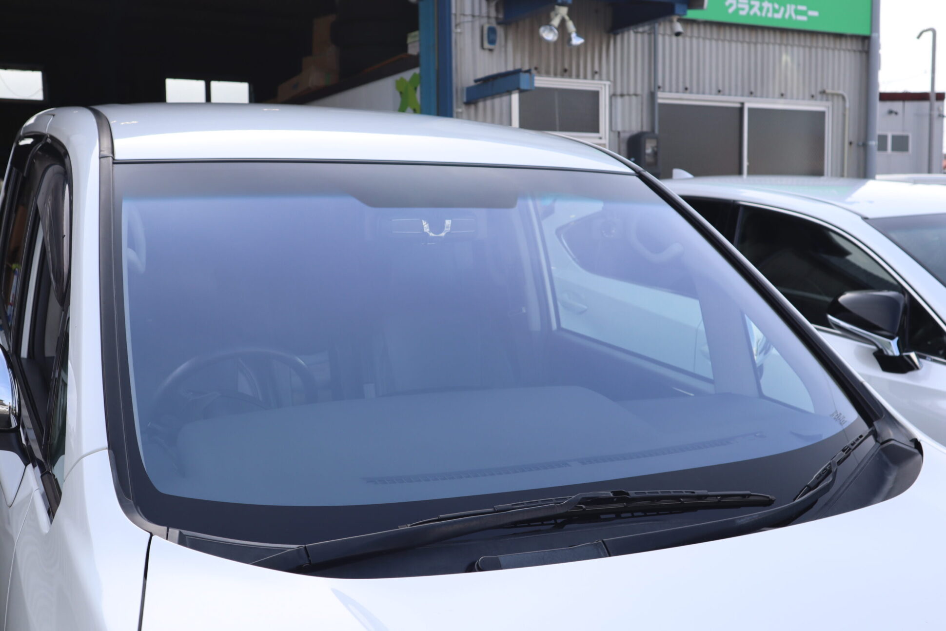 断熱ガラス グラスカンパニー あらゆる国産車 輸入車のガラス交換 修理は宮城 仙台のグラスカンパニーにお任せください